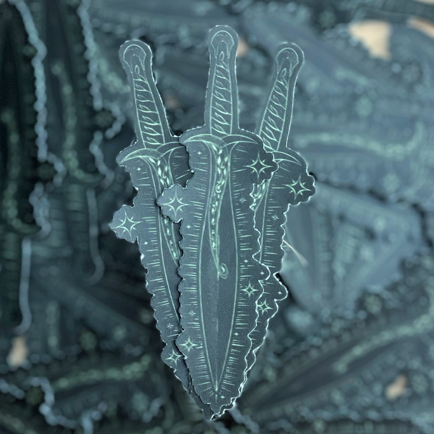 A photo of sting in its base form without glowing